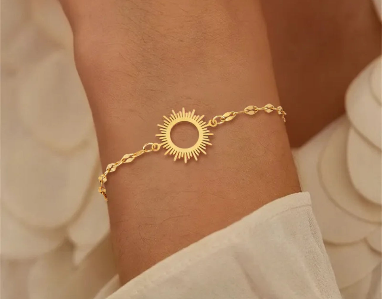 Classic sun shape stainless steel bracelet gold